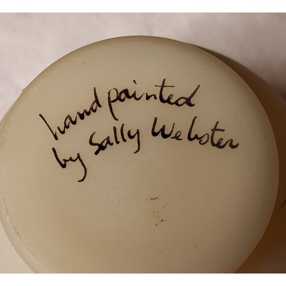 Fenton Custard Hand Painted By Sally Webster Ruffled Rose Bowl With Daisy Floral - Picture 3 of 4